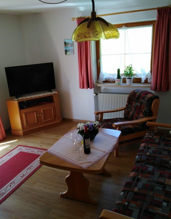 Wohnzimmer mit Couch
